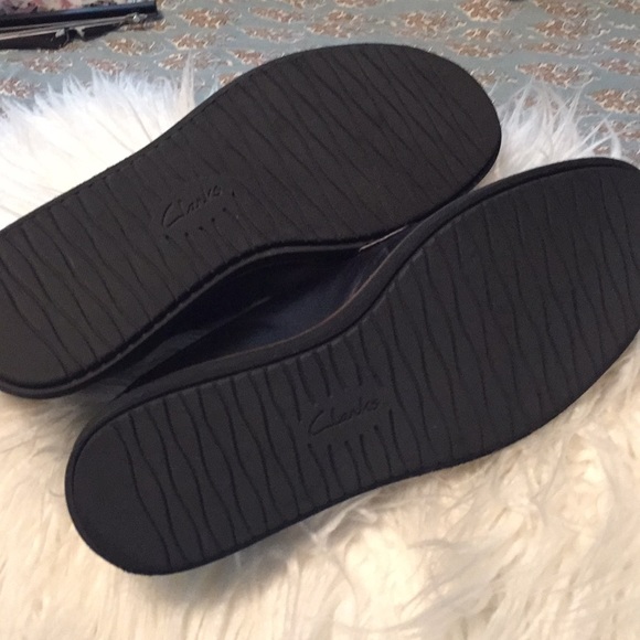 Clarks artisan platform loafer size 6 1/2 Narrow - Picture 4 of 8